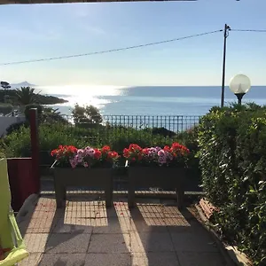  Hébergement de vacances Face à La