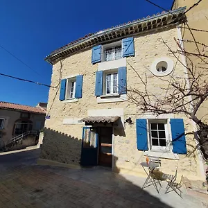  Hébergement de vacances L'angélus, De Charme Au Coeur Du Vieux Village De